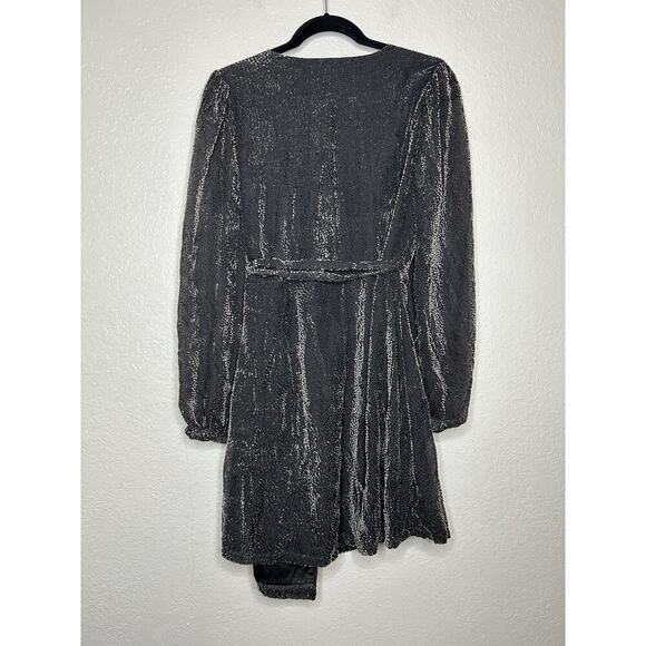 Modcloth Womens Wrap Dress Gray Velvet Long Sleeve V-Neck Size Medium - Picture 2 of 10